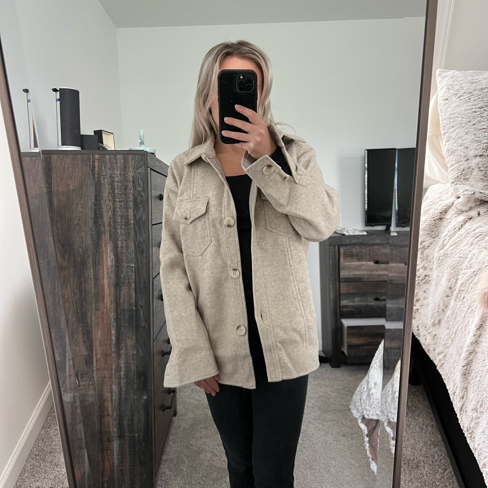 Lulus Shacket - Picture 4 of 6
